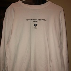 “Trappin’ With a Broken Heart” Longsleeve White